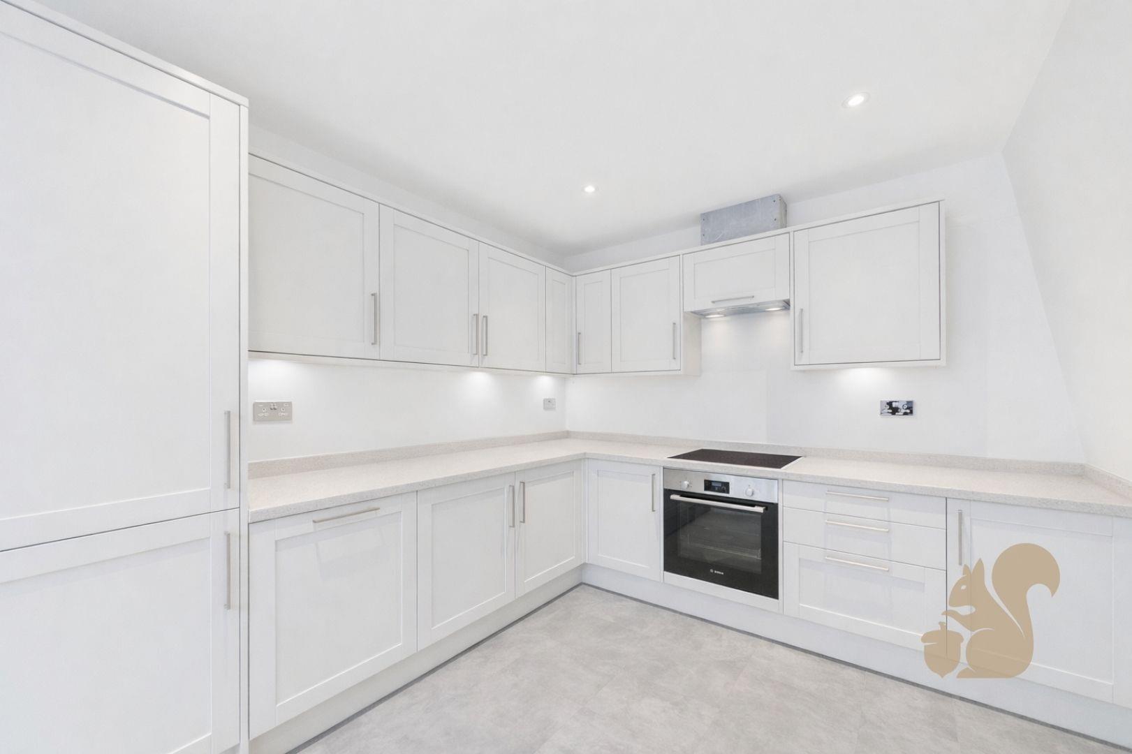 Waterloo - Kitchen 1 (2).jpg